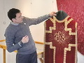Aizputes muzejāno jaunaskatāma izstāde "Kā zied Kurzemes ornāts?"