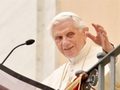 Benedikts XVI: Kristus - kviešu grauds, kas iesēts vēstures augsnē