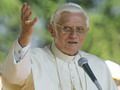 Benedikts XVI: 23. jūlijs - lūgšanu diena par mieru Tuvajos Austrumos