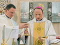 "Baznīca dzīvo no Euharistijas" (sv. Jānis Pāvils II)