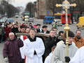 Kristieši vienojas Krusta ceļā (video)