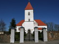 Svētdien Alsungas Sv. Miķeļa katoļubaznīca durvis vēra divreiz