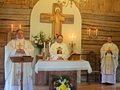 Kolkas katoļudraudze jubilejas gadā saņem pateicības rakstu par devumu novadam