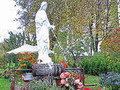 Puķu dārzs klostera pagalmā