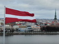 11. novembrī aicina skandināt baznīcu zvanus