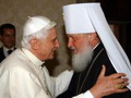 Maskavas patriarhs Kirils pauž atzinību emeritētajam pāvestam Benediktam XVI