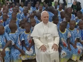 Pāvests Kamerūnas bāreņiem: Dievs uz katru no jums raugās ar mīlestību