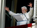 Benedikts XVI: mīlestību cilvēka sirdī var iesēt tikai Dievs!