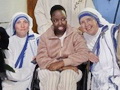 Francisks atbild smagi slimai jaunietei