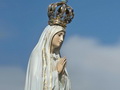 Pāvests Francisks lūgsies pie Fatimas Dievmātes kājām
