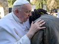 Francisks: migrācija nedrīkst kļūt par piespiedu izvēli