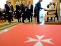 Pāvests tiekas ar Maltas bruņinieku ordeņa diplomātiem
