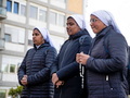 Kārtējā nakts slimnīcā pāvestam paiet mierīgi